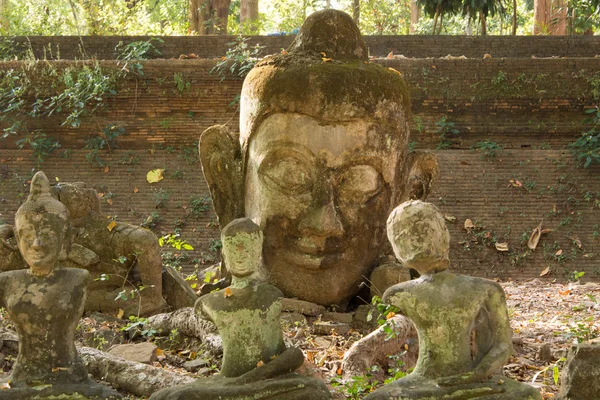 Thailand, Chiang Mai, Umong Temple ( Wat Umong ), old religious — Stock Photo, Image