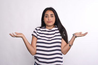 Kararsız genç kadın