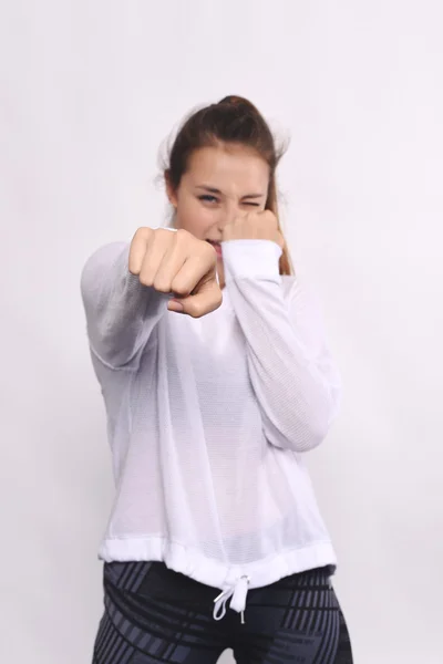 Retrato de mujer joven hermosa y atleta . — Foto de Stock