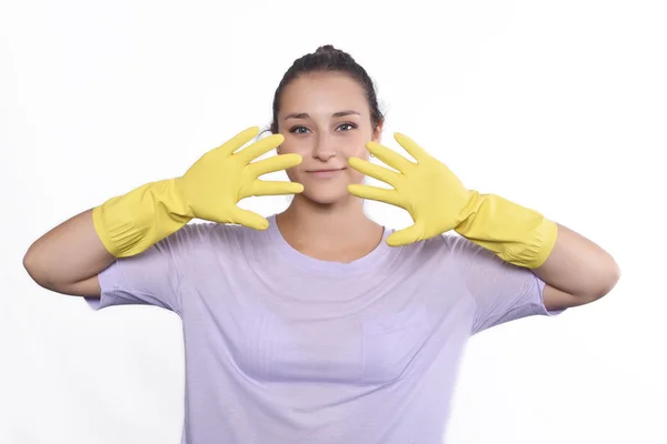 Femme avec des gants de nettoyage — Photo