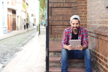 latin adam tablet kullanma.