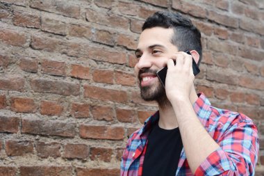 Evet genç latin adam.