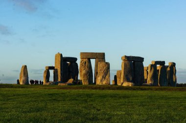 İngiltere 'deki Stonehenge Avrupa' da en çok bilinen tarih öncesi anıttır.