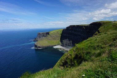 Batı İrlanda 'daki Meher Kayalıkları