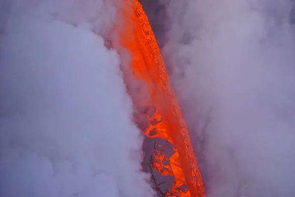 Lava Flowing Ocean Cliff Big Island Hawaii — Stock Photo, Image