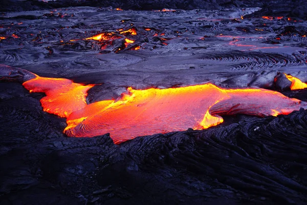 Fluyendo Lava Isla Grande Hawaii —  Fotos de Stock