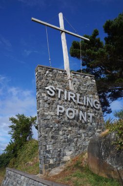 Bluff Yeni Zelanda 'daki Stirling Point, Yeni Zelanda' nın en güney noktası.