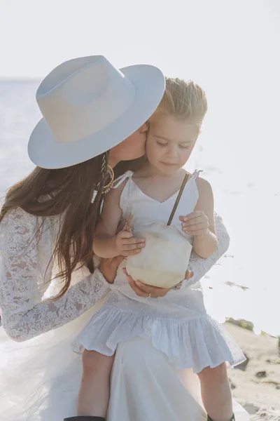 Beautiful Photo Mother Little Daughter Spending Time Together Drinking Coconut — Stock Photo, Image