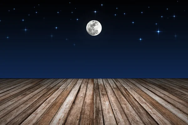 Cielo nocturno con estrellas y luna llena, tablones de madera. Elementos de t — Foto de Stock