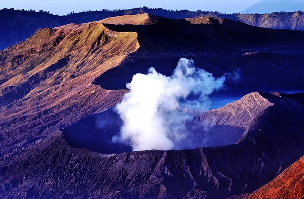 Mount bromo yanardağlar