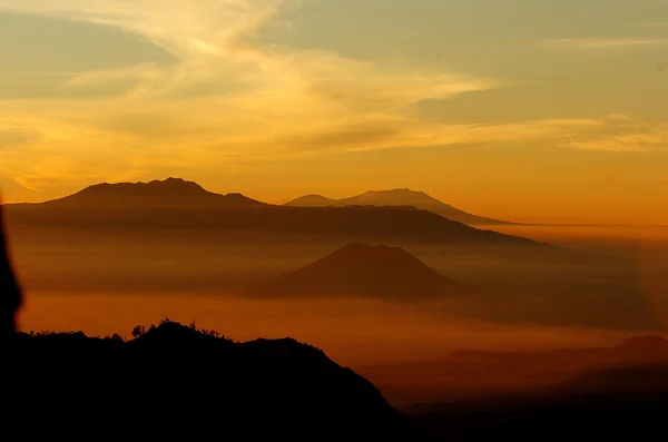 Sonnenaufgang in bromo indonesien — Stockfoto