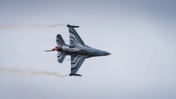 Самолёты F16 — стоковое фото
