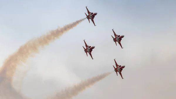 Fairford Ιουλίου 2017 Ομάδα Patrouille Suisse Dipslay Σχηματισμό — Φωτογραφία Αρχείου