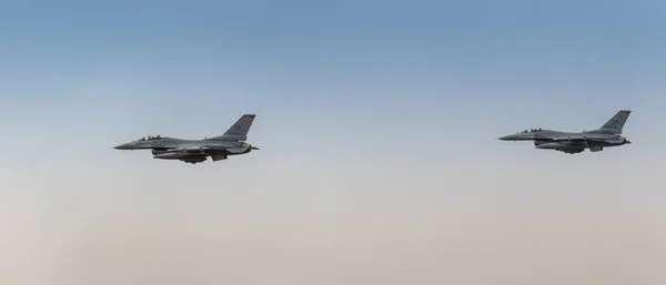 Fairford 15Th July 2017 Usaf F16 Fighter Aircraft Pair Flight — Stock Photo, Image