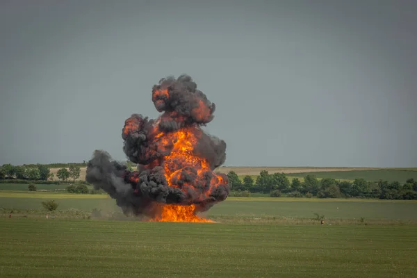 Grote Explosie Het Veld — Stockfoto