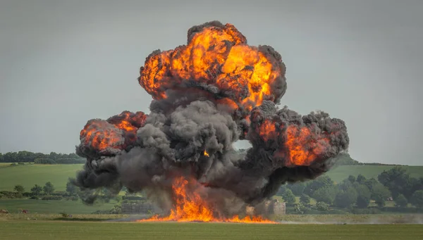 Grote Explosie Het Veld — Stockfoto