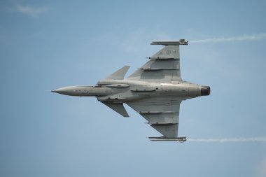 Saab Jas 39 Gripen uçak