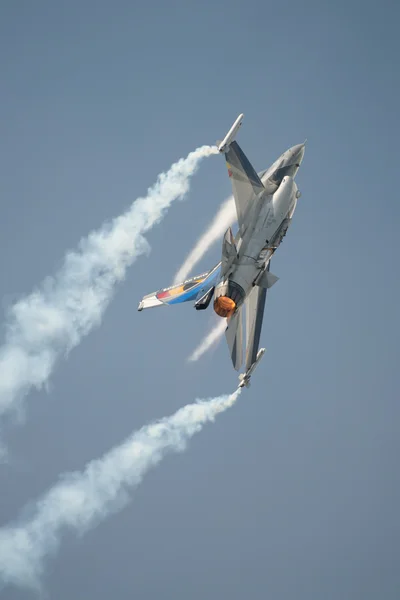 Belgian Air Force display F16 fighter jet — Stock Photo, Image