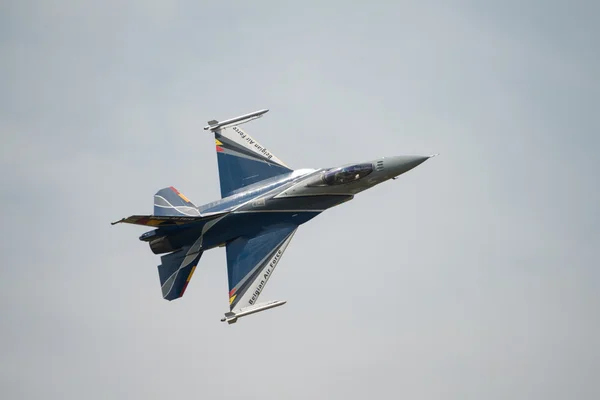 Belgian Air Force display F16 fighter jet — Stock Photo, Image