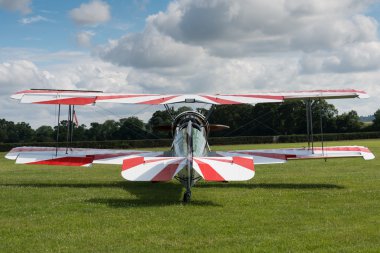 Avro öğretmen bi uçak