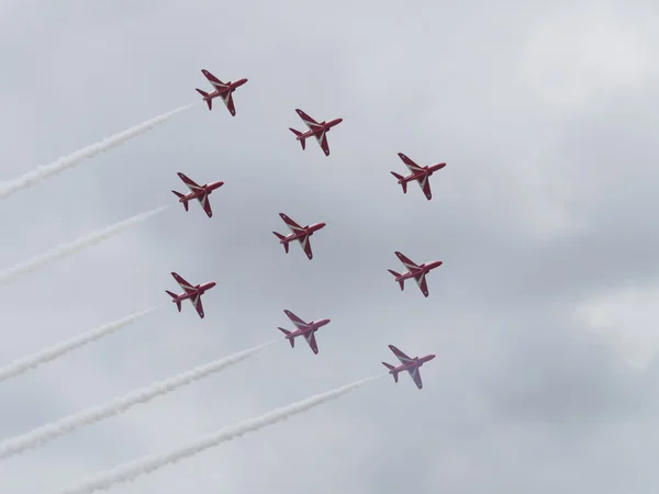 Red Arrows air display team — Stock Photo, Image