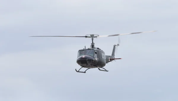 Helicóptero Vintage Bell 'Huey' — Foto de Stock