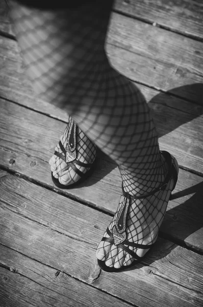 net çorap kadın ayakları