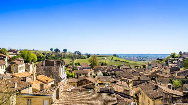 Panoramablick auf Saint-Émilion bei Bordeaux, Frankreich — Stockfoto