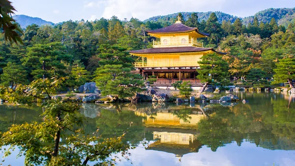 Kinkaku-ji, Il Padiglione d'Oro a Kyoto, Giappone — Foto Stock