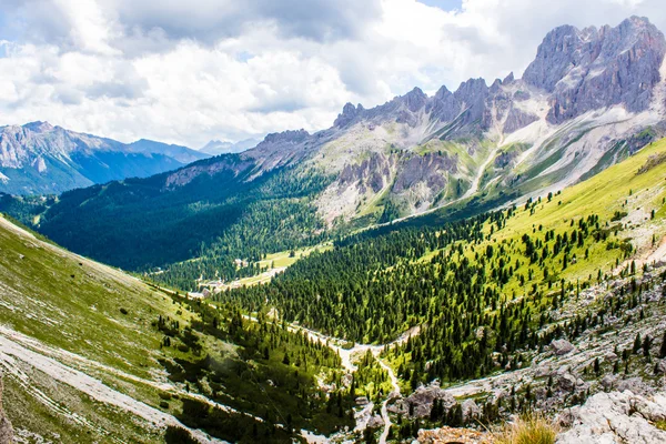 Dolomites, İtalya Fassa vadide — Stok fotoğraf