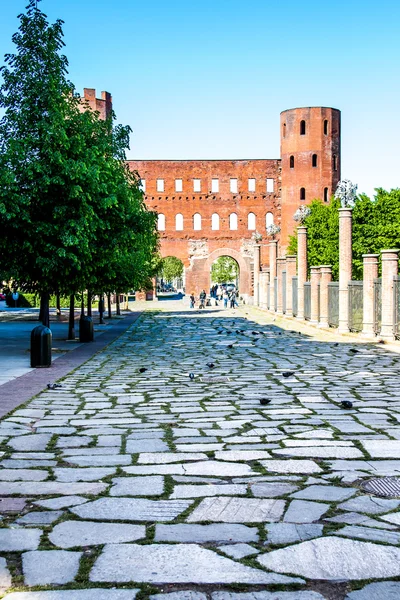 La Porta Palatina a Torino — Foto Stock