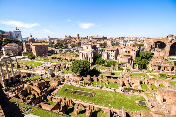 Vista panorámica del Foro Romano, Roma, Italia — Foto de Stock