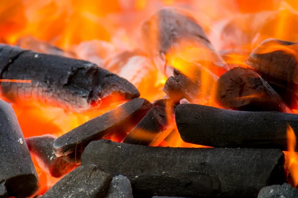 Madera en llamas — Foto de Stock