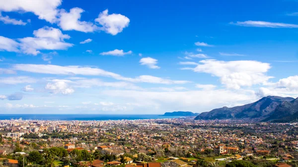 Wunderschöne stadtlandschaft von palermo, italien — Stockfoto