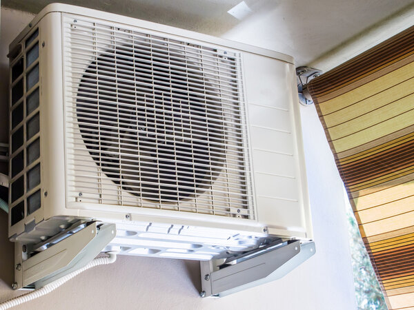 воздушный компрессор системы кондиционирования
