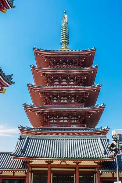 Pagoda chrámu Senso-Ji v Tokiu, Japonsko — Stock fotografie