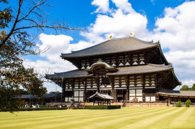 Nara, Japonya - 13 Ekim 2015: Büyük Buda salon Todaiji