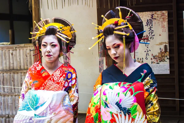 日本京都-2015 年 10 月 12 日: 舞妓学徒艺妓，在 — 图库照片