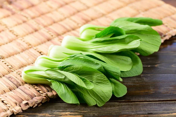 Fresh Bok Choy Pak Choi Chinese Cabbage Wooden Background Organic — Stock Photo, Image