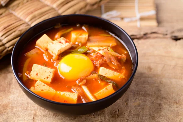 Nourriture Coréenne Soupe Kimchi Fofu Oeuf Dans Bol Sur Fond — Photo