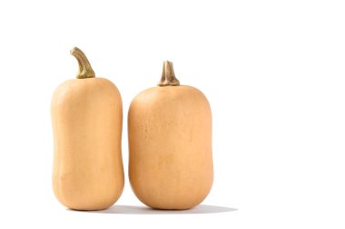 Beyaz arka planda izole edilmiş taze tereyağı ezmesi