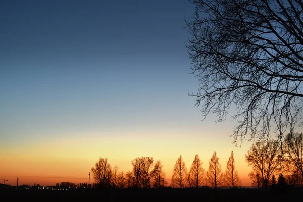 Traumhafter Sonnenuntergang Auf Dem Land — Stockfoto