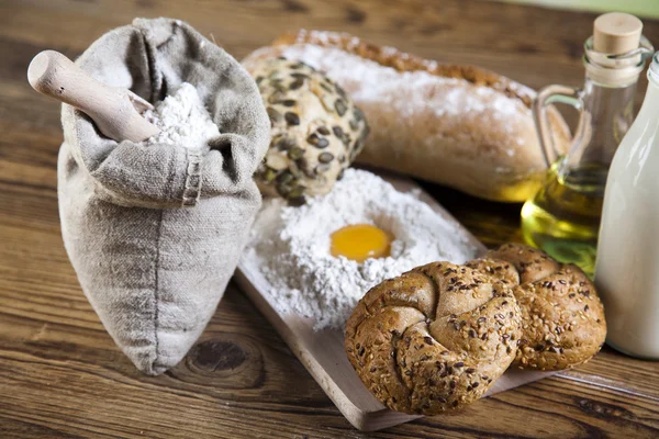 Breads in basket — Stock Photo, Image