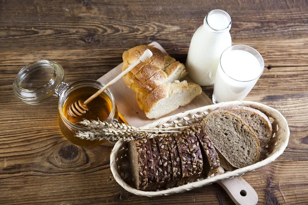 Breads in basket — Stock Photo, Image