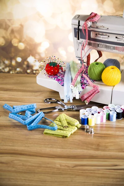 Sewing accessories on wooden table — Stock Photo, Image