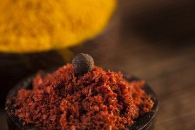 Baharat ve otlar ile sorunsuz doku