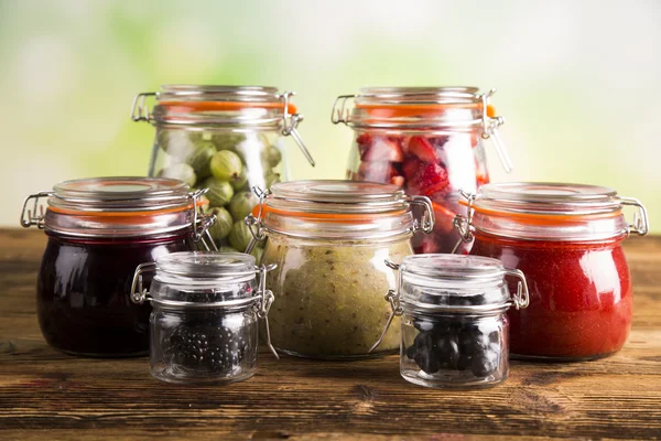 Forest fruit jam Jars of jam, fruit Jars of preserves, jams, fruit