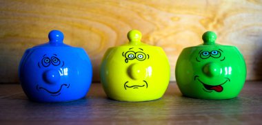 Gülümse gülümse gülümse