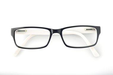 Beyaz arka plan üzerine gözlük vurdu Studio