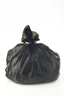 Beyaz arkaplanda çöp torbası